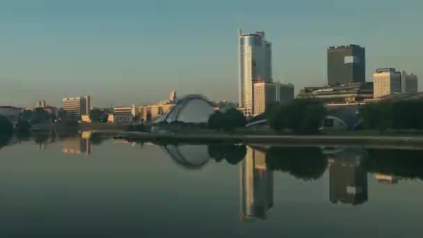 Sonnenaufgang Über Der Skyline Von Minsk — Stockvideo