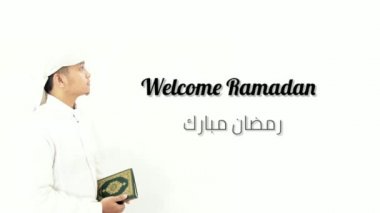 Ramazan Kareem tebrik kartı. Ramazan kareem ile çevrilmiş Arapça metin