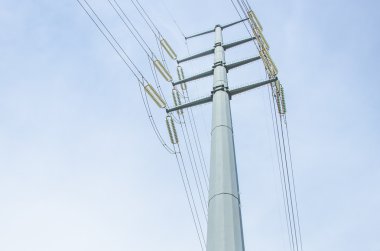 yüksek gerilim iletim kulesi