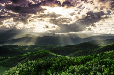 Güzel gökyüzü günbatımı Chiangmai Tayland vasıl geçmiş zamanda ışık