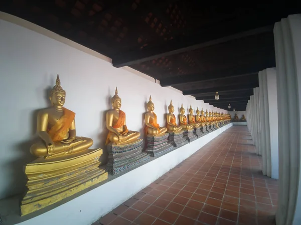 Buddha Skulptur Die Weiße Pagode Wat Buddhaisawan Thailändischer Buddhistischer Tempel — Stockfoto
