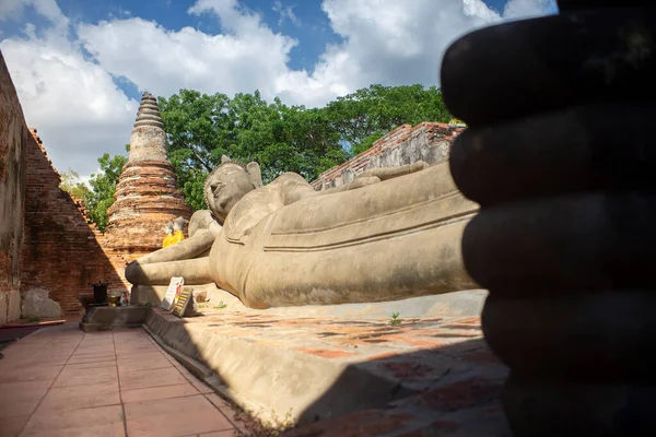 Buda Reclinado Wat Buddhaisawan Templo Budista Tailandés Phra Nakhon Ayutthaya —  Fotos de Stock