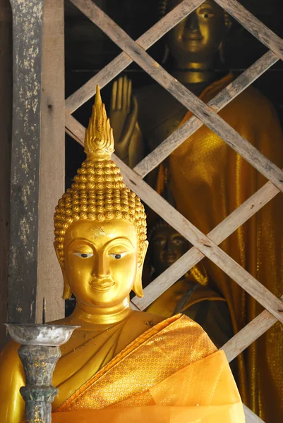 Gold Buddhist in lampang luang ,Thailand — 图库照片