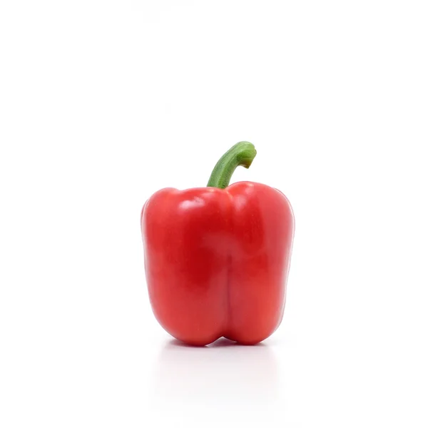 Paprika auf dem Schreibtisch, Paprika auf weißem Hintergrund — Stockfoto