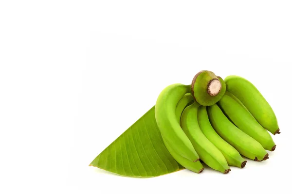 Sekumpulan pisang hijau mentah — Stok Foto