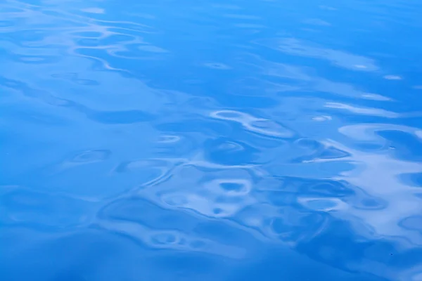 Bela curva de onda de água olhar como fundo — Fotografia de Stock