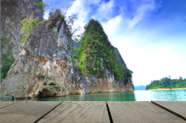 Defocused and blur image of terrace wood and beautiful Jetty walkway Guilin Thailand at suratthanee for background usage — Stock Photo, Image