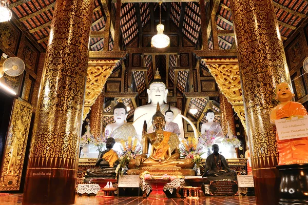 Wat inthakhin saduemuang 700 anos, Antigo templo de madeira em Chiangmai Tailândia — Fotografia de Stock