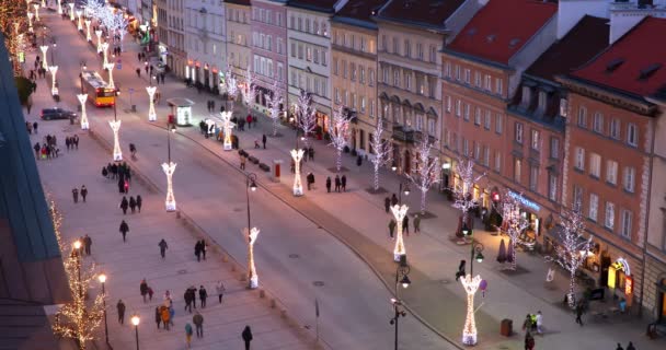 Varsavia Centro Storico Durante Vacanze Natale Gente Cammina Lungo Krakowskie — Video Stock