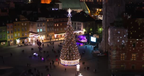 Gente Che Passeggia Intorno All Albero Natale Nella Piazza Del — Video Stock