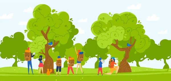 Группа детей в походе в парке иллюстрации. Дети мальчики и девочки с рюкзаками и учителями на природе, лесной открытый. — стоковый вектор