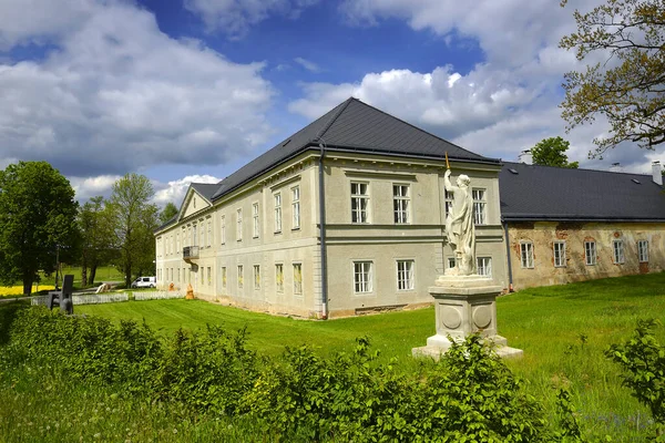 Schloss Dobrohor Ebergersch Liegt Der Malerischen Landschaft Der Südböhmischen Region — Stockfoto