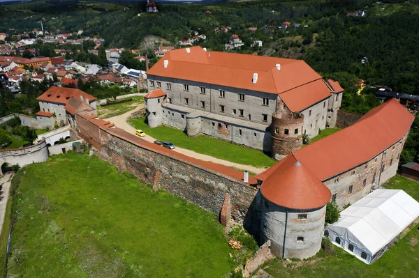 Castelo Dolni Kounice Lower Kounice Morávia Sul República Checa — Fotografia de Stock