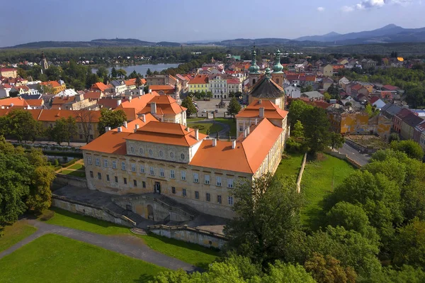 Zamek Klasycystyczny Duchcov Czechy Republika Czeska — Zdjęcie stockowe