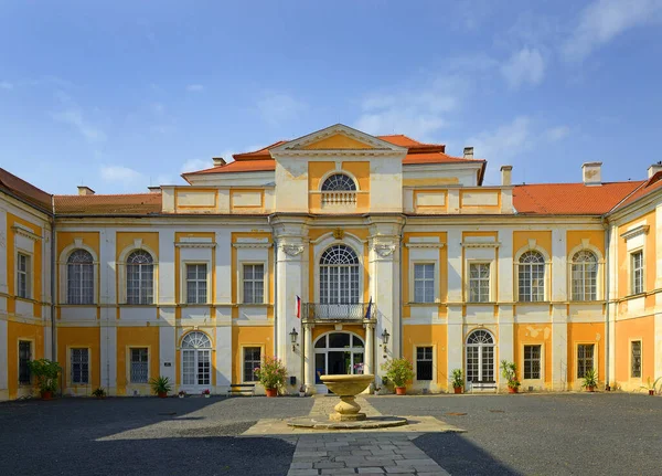 Classicistisch Kasteel Duchcov Bohemen Tsjechië — Stockfoto