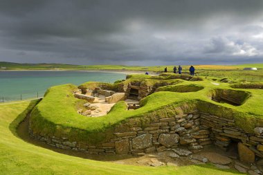 Skara Brae, Neolitik Orkney 'in Kalbi' nin bir parçası olan UNESCO Dünya Mirasları Alanı, İskoçya, İngiltere