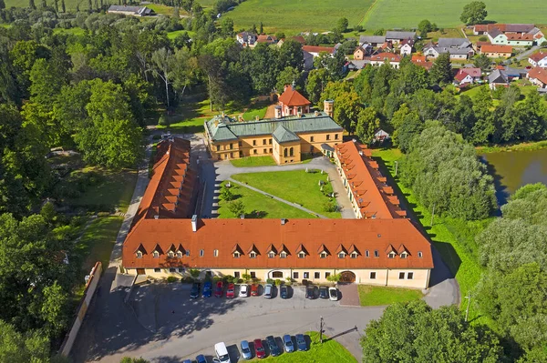 Odlochovice Chateau Ombyggd Renässansstil Från Fästning Det Nuvarande Utseendet Resultatet — Stockfoto