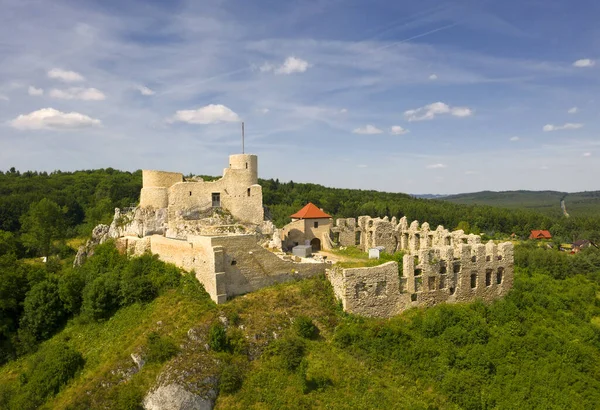 Ruínas Castelo Medieval Rabsztyn Localizado Perto Cracóvia Sul Polônia Pertence — Fotografia de Stock