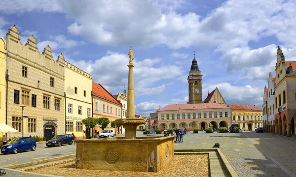 Fontän Och Renässanshus Slavonice Fastigheter Som Uppförts Unescos Världsarvslista Mähren — Stockfoto