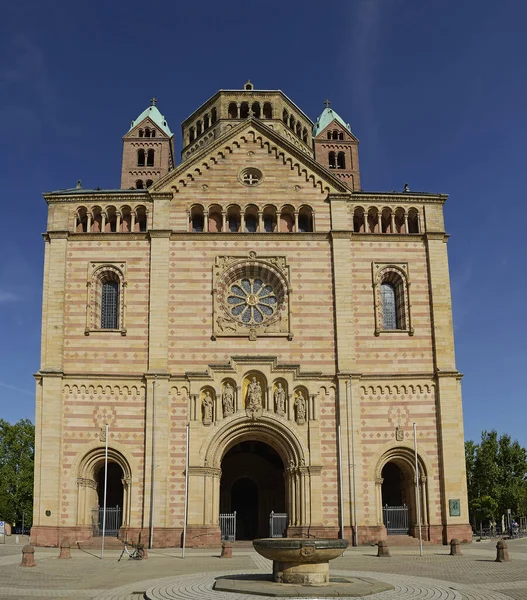 Speyer Deutschland Haupteingang Fassade Und Gepflasterter Domplatz Des Berühmten Unesco — Stockfoto