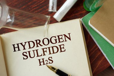 Hidrojen sülfit bir sayfada yazılı kelime. Kavramı kimya.