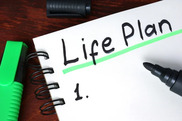 Plan de vida escrito en un cuaderno . — Foto de Stock