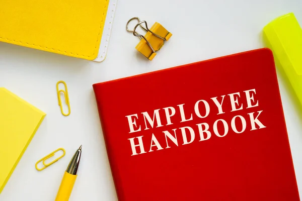 Employee handbook guide on the office desk. — Stock Photo, Image
