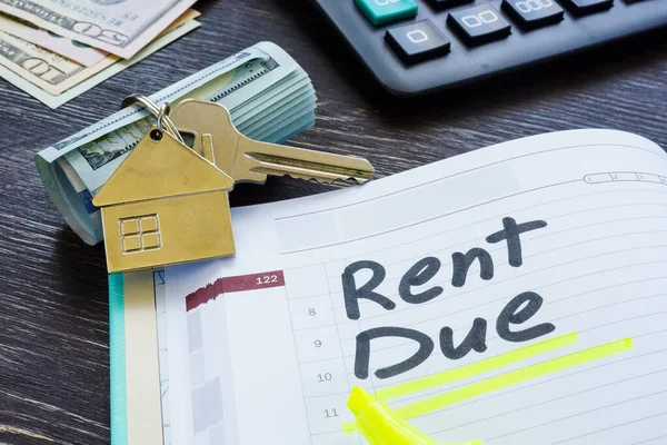 Rent due sign in the planner and key. — Stock Photo, Image