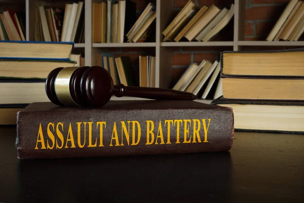 Law Assault Battery Gavel — Stock Photo, Image