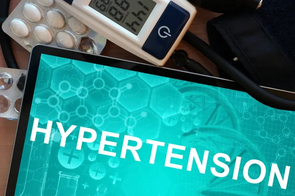 Tablet with the diagnosis hypertension — Stock Photo, Image