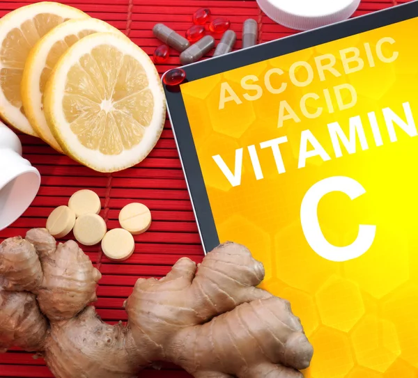 Tablet szavak C-vitamin. — Stock Fotó