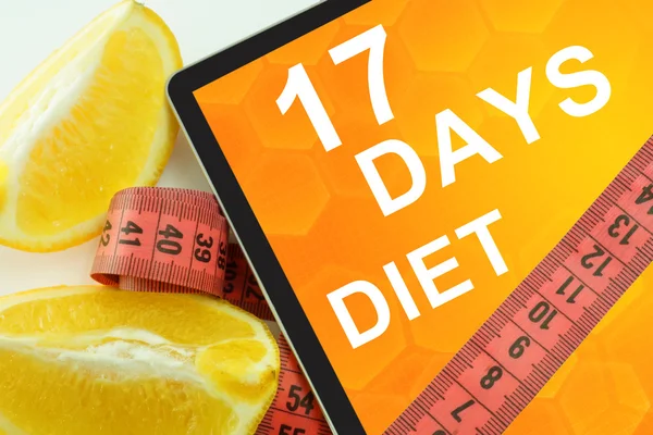 17 dagen dieet op Tablet PC. — Stockfoto