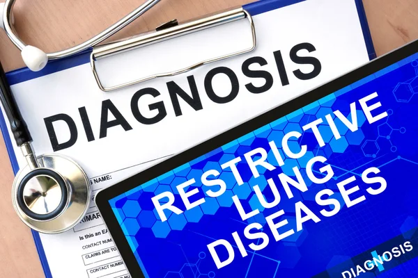 Forma con diagnóstico y tableta con enfermedades pulmonares restrictivas —  Fotos de Stock