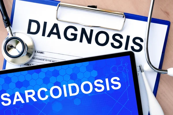 Forma con diagnóstico y tableta con sarcoidosis — Foto de Stock