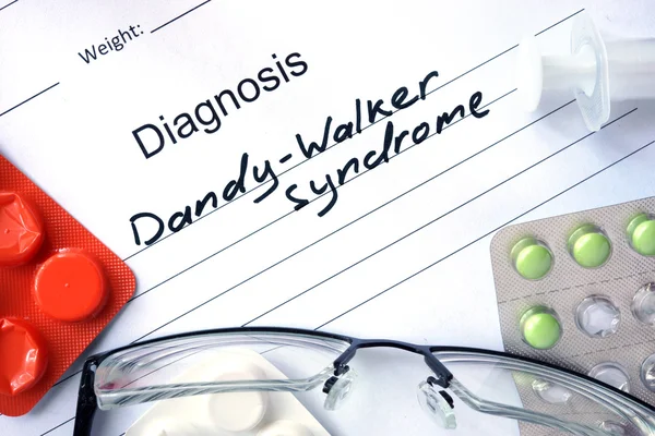 Diagnosis Dandy-Walker syndrome and tablets. — Φωτογραφία Αρχείου