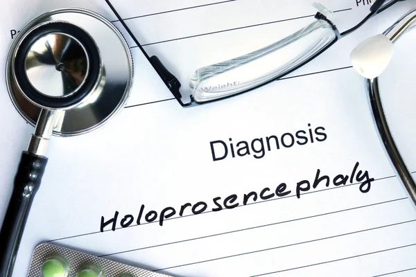 Diagnose Holoprosenzephalie und Tabletten. — Stockfoto
