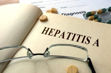 Word Hepatit A bir kitap ve hapları.