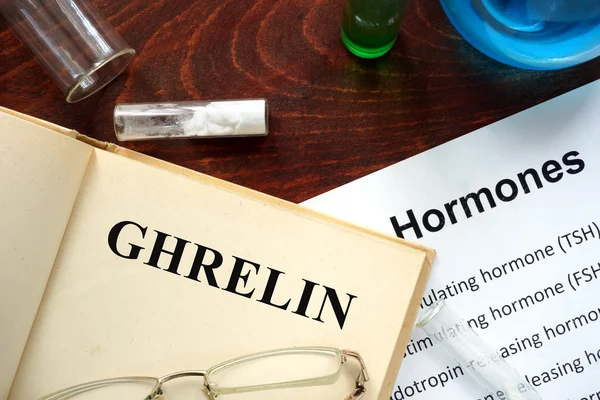 Hormonet ghrelin skrivit om boken. — Stockfoto