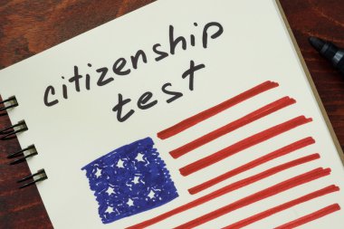 Kelime Vatandaşlık Testi ve Amerikan bayrağı ile not etmek.