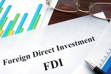 Doğrudan yabancı yatırım DYY form üzerinde bir tablo. İş kavramı.
