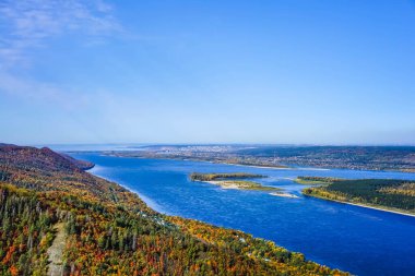 Strelnaya Dağı. Zhigulevsk.Samara bölgesi, Rusya. Samarskaya Luka parkı. Rezervasyon. Zhigulevskie Dağları.