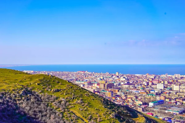 Makhachkala şehri, Dağıstan Cumhuriyeti, Rusya. Tarki Dağı - Tau.