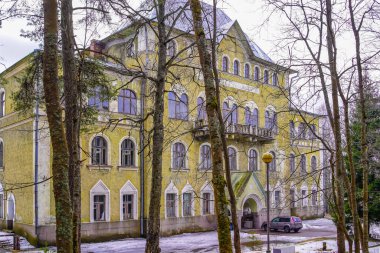 Markovilla, Kont F.P. 'nin eski mülkü. Tolstoy, Vyborg Körfezi 'nin Zashchitnaya Körfezi kıyısında, Mon Repos malikanesinin karşısında, Vyborg' un kuzeydoğusunda.