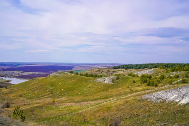 Podvalskie terasları, Samara Bölgesi 'nin Shigonsky ilçesi Podvalie köyünün yakınlarında bölgesel öneme sahip özel bir jeolojik nesnedir..
