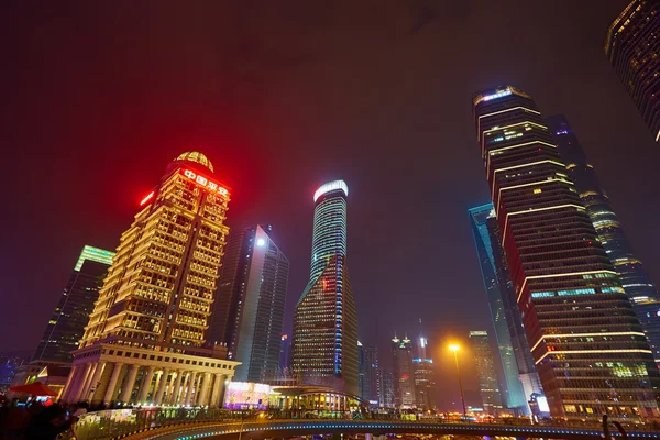 Shanghai bij nacht — Stockfoto