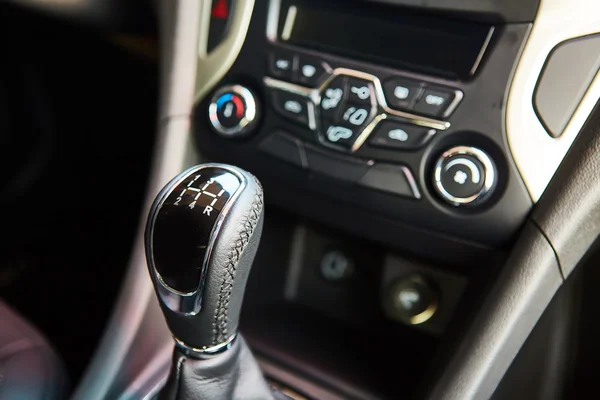 Manual gearbox in the car — Stock Photo, Image