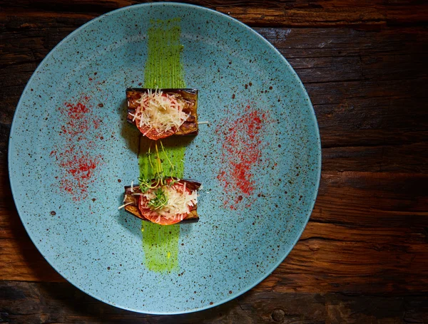 Berenjenas al horno con tomate — Foto de Stock