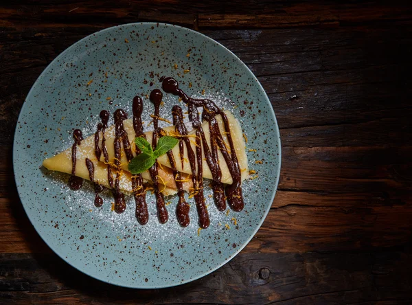 Pannenkoeken met chocolade crème — Stockfoto