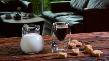 Bir fincan espresso kahve.