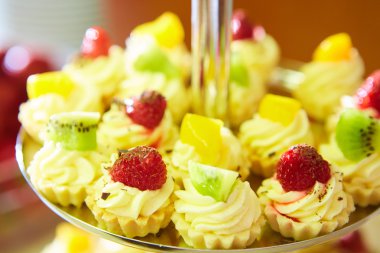 Parti için tatlı tablo. akes ve tatlılık. Sığ dof